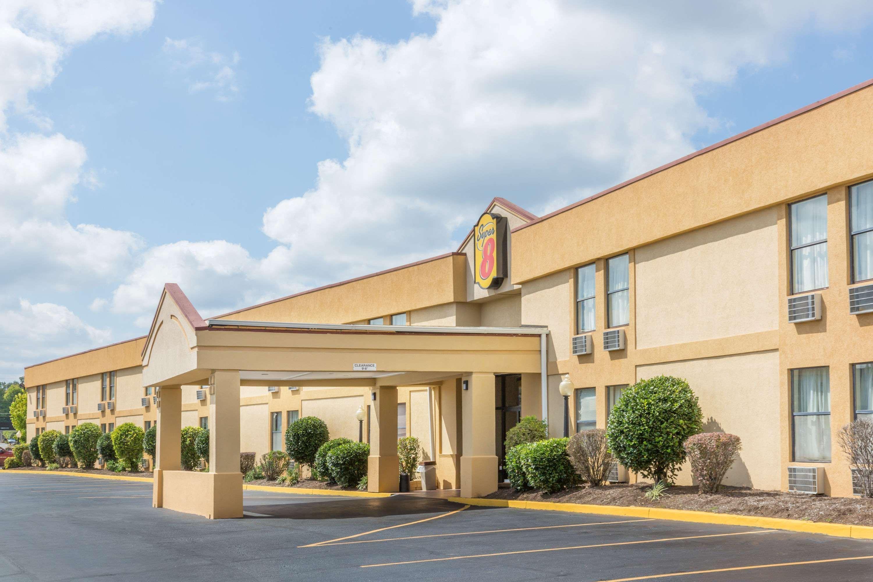 Super 8 By Wyndham Knoxville Downtown Area Екстериор снимка